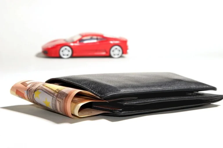 Гроші без продажу авто: як швидко отримати до 2 млн гривень