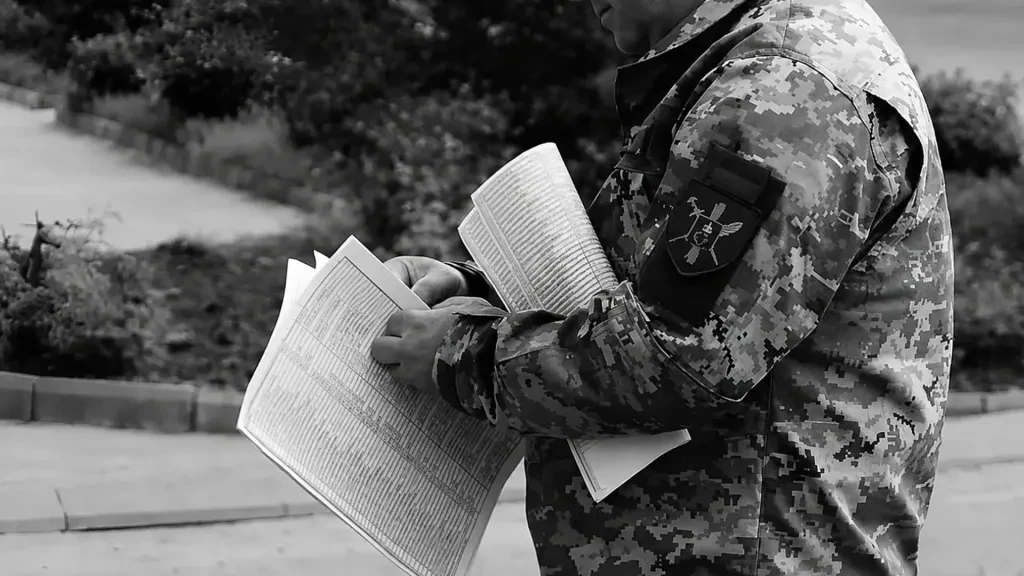 Повістка може прийти навіть із бронню: навіщо заброньованих викликають до ТЦК