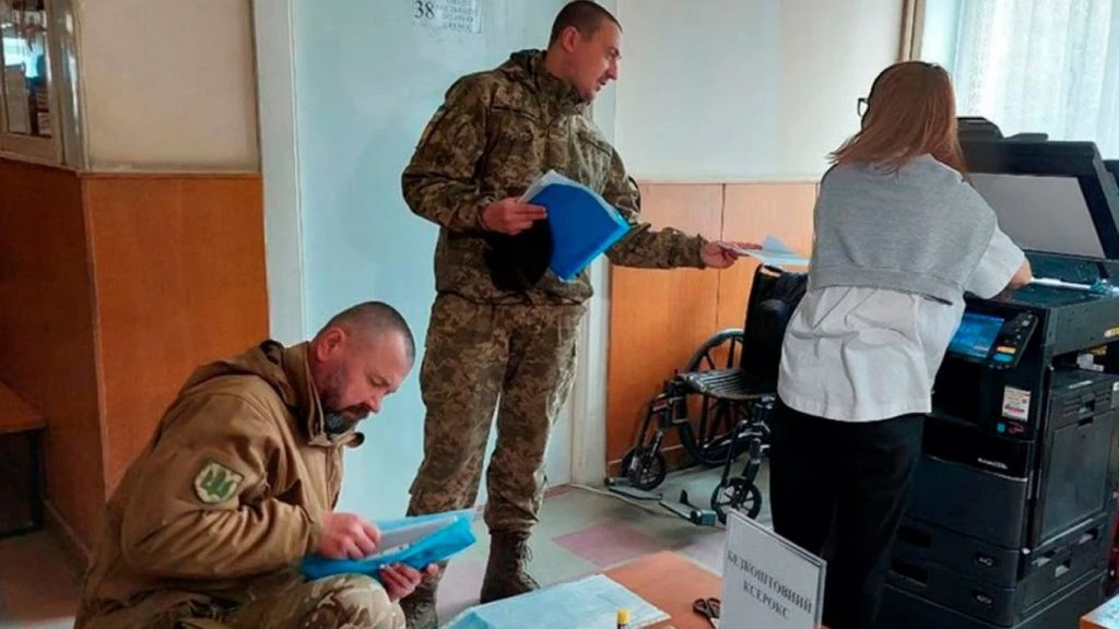 ТЦК більше не приймають заяви на відстрочку: куди тепер подавати документи