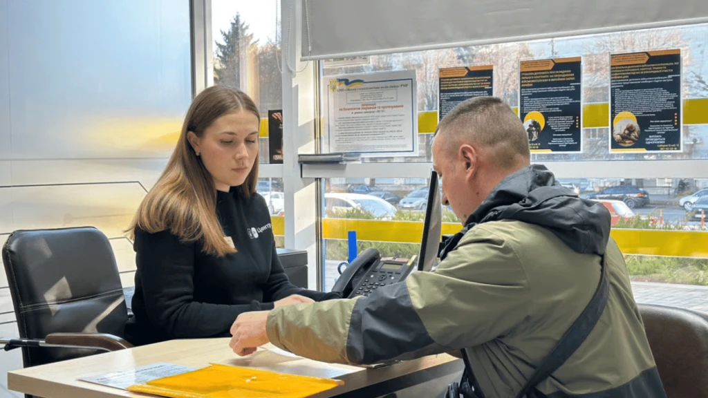Бронювання не гарантує виїзд за кордон: у яких випадках можуть відмовити